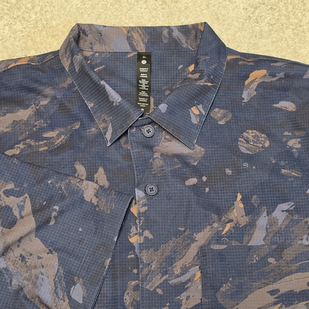 Lululemon Mens Airing Easy Camp Collar Printed Shirt Button VBTB‎ XL Multicolor